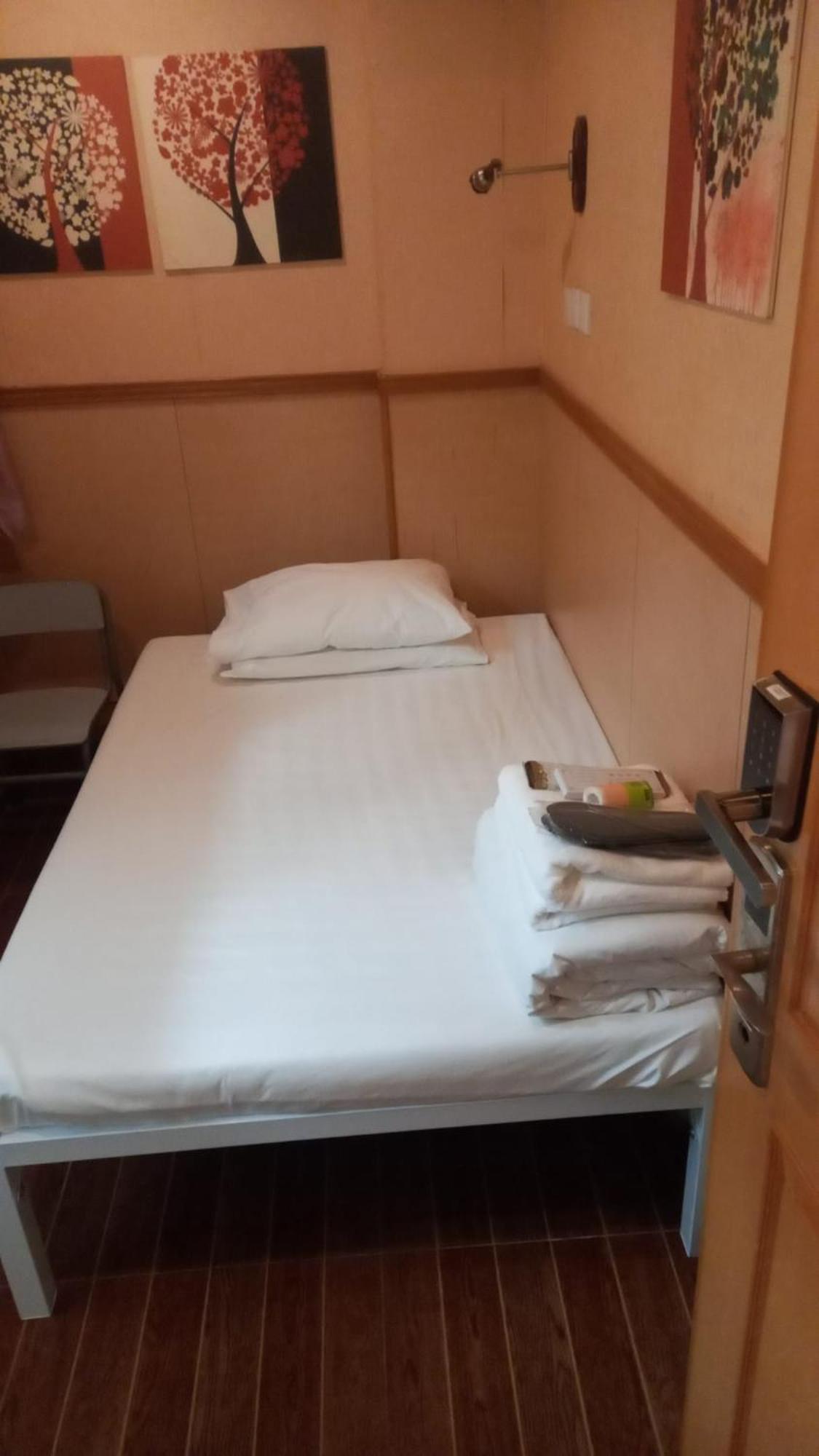 New Garden Hostel Hongkong Exteriör bild